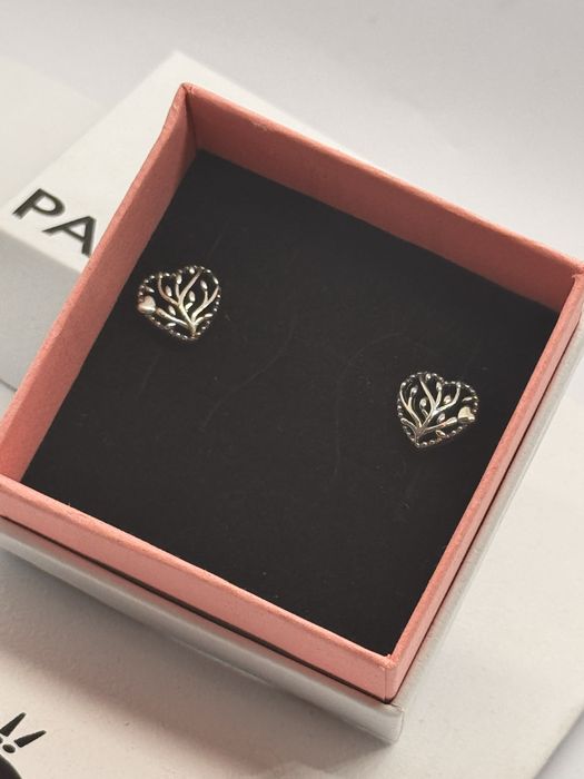 Пандора обеци Pandora