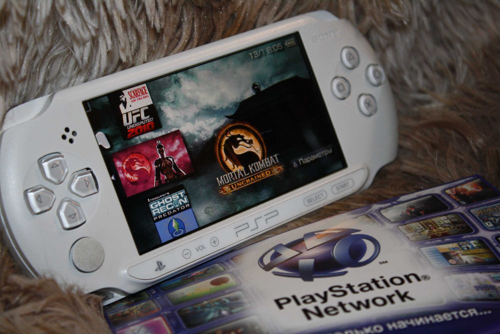 PSP Playstation накачано 100 игр Псп