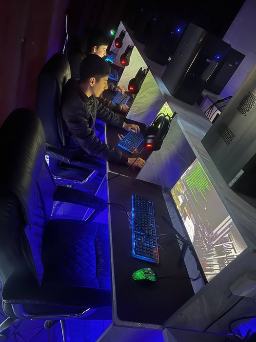 Гаме клуб срочно сотилади