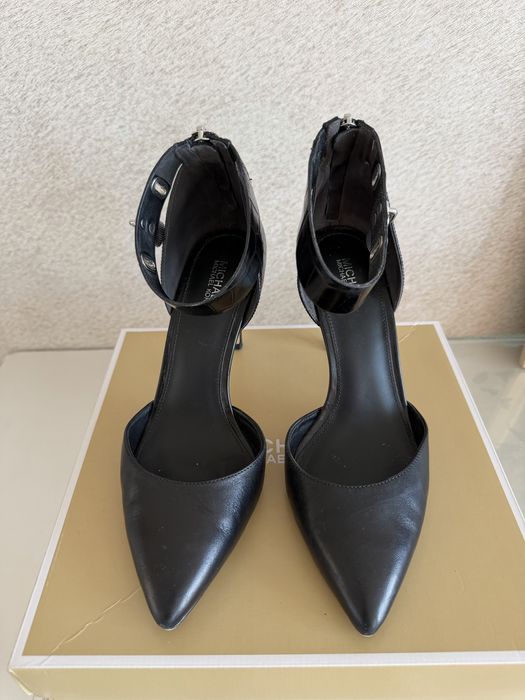 Обувки Michael Kors