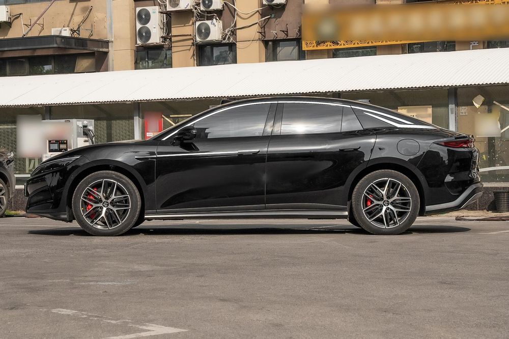 BYD Han L, 4WD, 601km