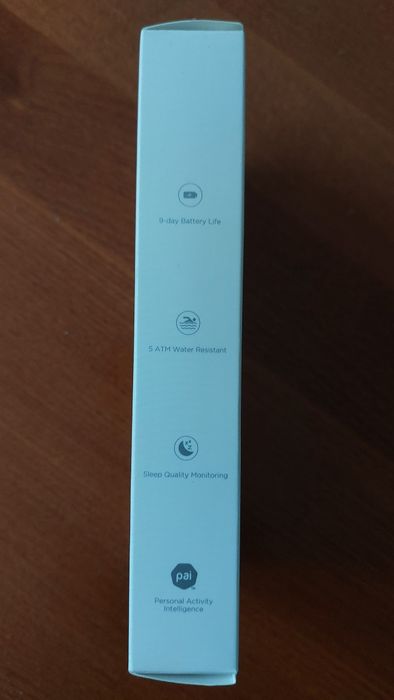 Продавам смарт часовник Amazefit Bip U Pro