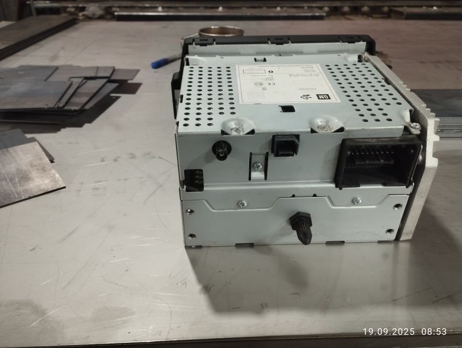 Спарк 4 пазеса магентафон