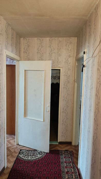 Продам 3 мкр, дом 18, этаж 3.