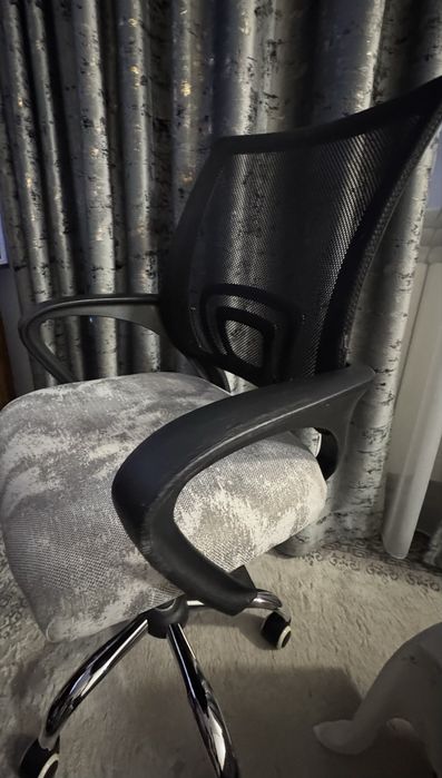 Birou &Scaun pret avantajos