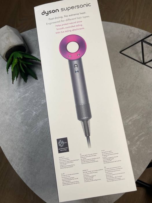 Dyson Supersonic – Nou / stare impecabilă