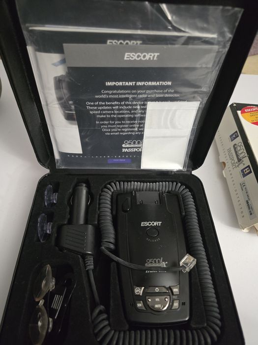 Detector Radar Escort Passport 9500ix - Full Box, CA NOU