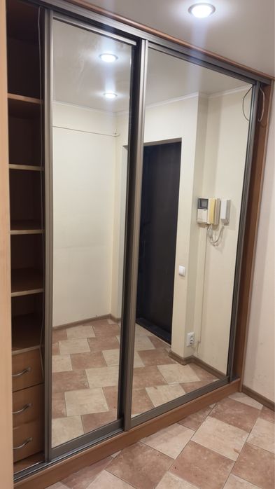 Продам шкаф купе