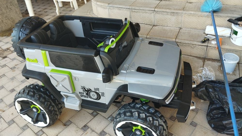 Bolalar uchun JEEP mashina sotiladi