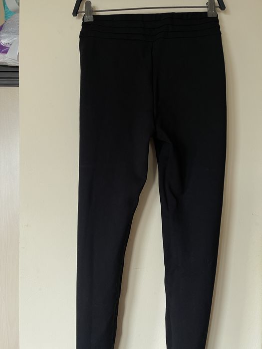 Дамски черен клин Zara