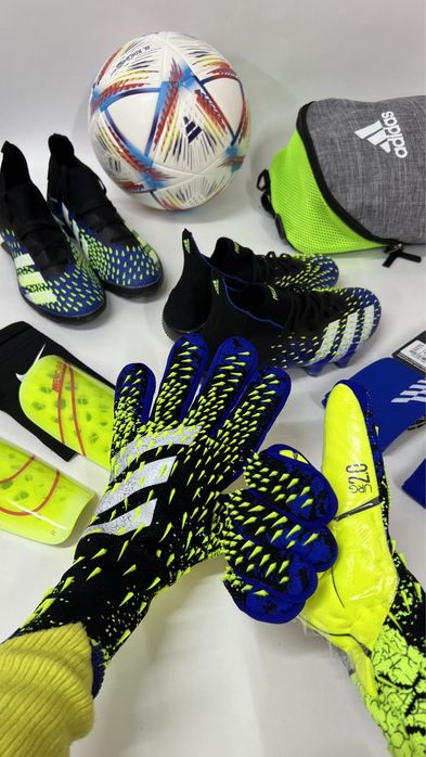 Вратарские перчатки Adidas Predator Pro 22 в Алматы