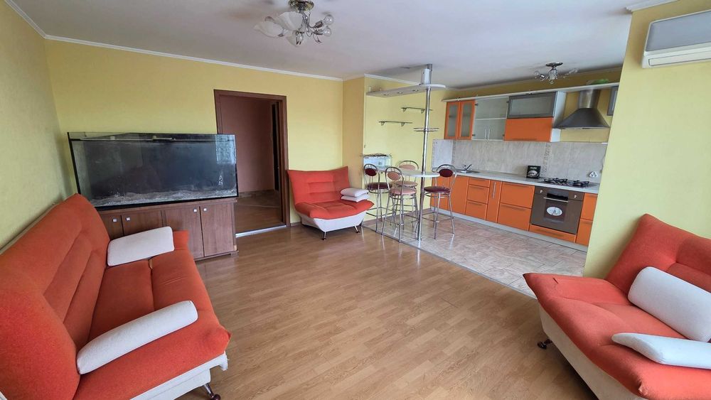 3к.район КСК 77кв. 5эт.из 6