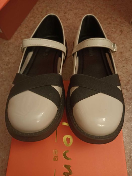 Туфли школьные для девочек