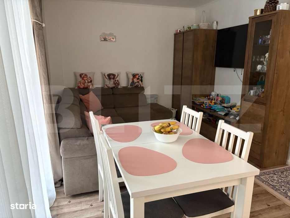 Apartament semidecomandat cu 3 camere, 60 mp, garaj, zona Porii