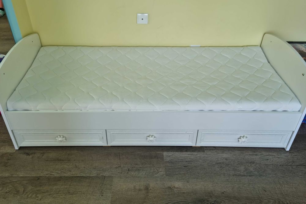 Детско легло 70/180 см. с матрак