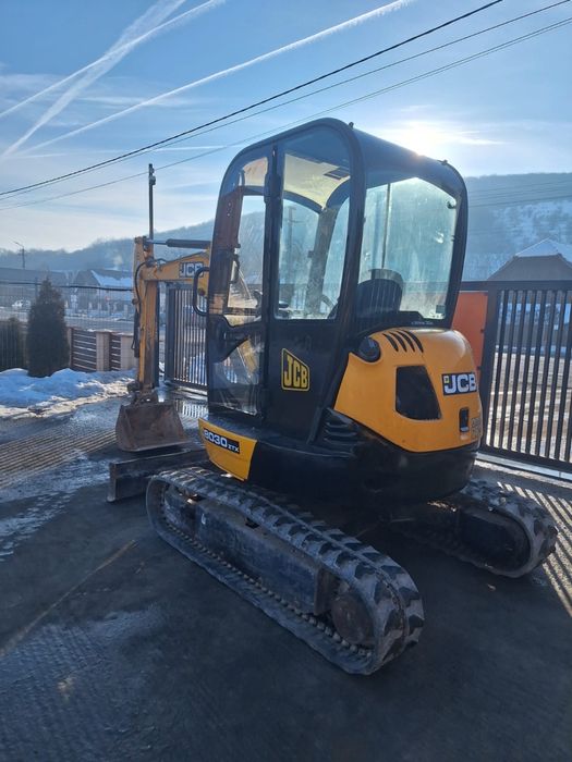 Miniexcavatoare jcb 8030 an 2011