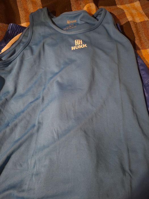 Боксеркие перчатки шлем и форма