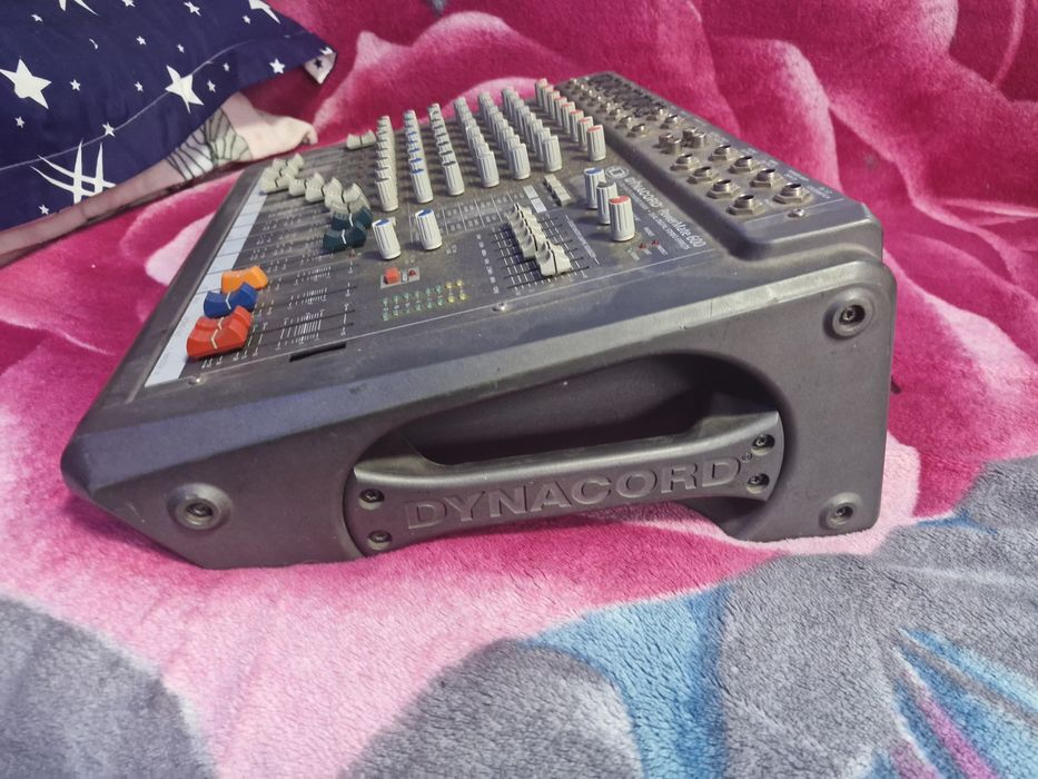 Schinb mixer dinacord cu mixer beringher activ