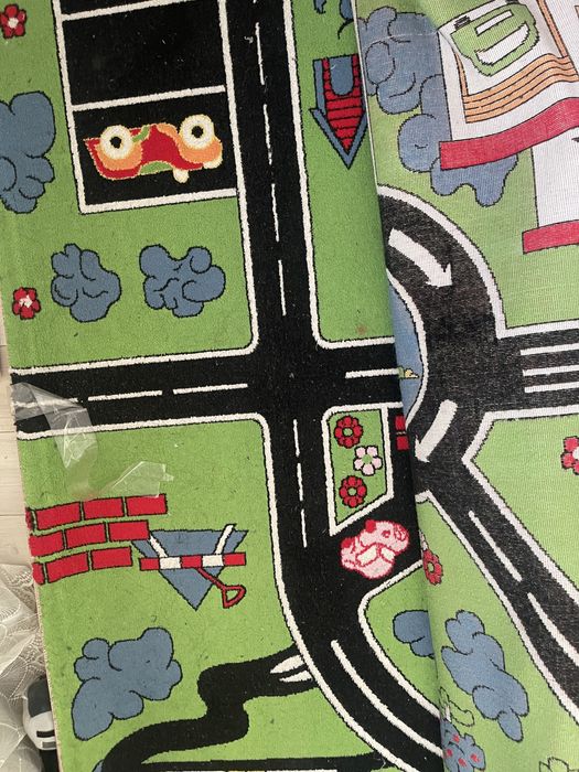 Ковер в десткую комнату