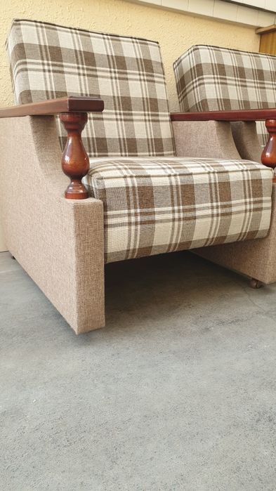 Кресла мягкие 2 штуки