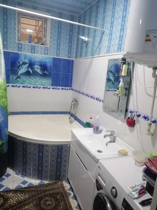 Hovli sotiladi qulay narxda