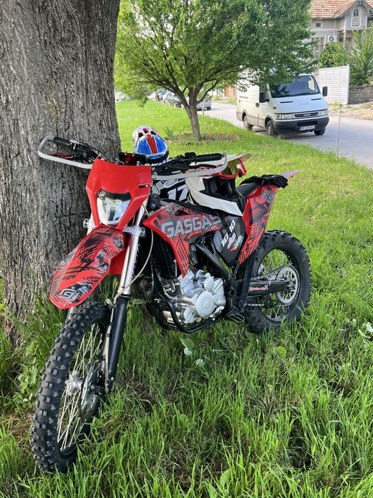 Cross 300 4T, 2026