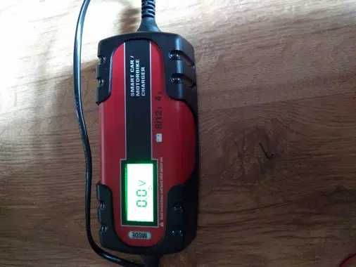 Redresor Auto pentru baterie 6V-12V 4A,cu microprocesor,Nou!