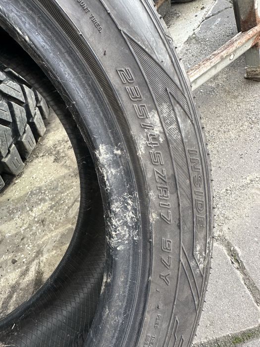 Vand 4 jante Bmw cu 4 anvelope de iarna si 4 de vara