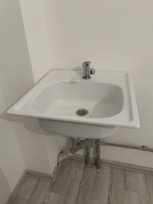 Раковина срочно продаю