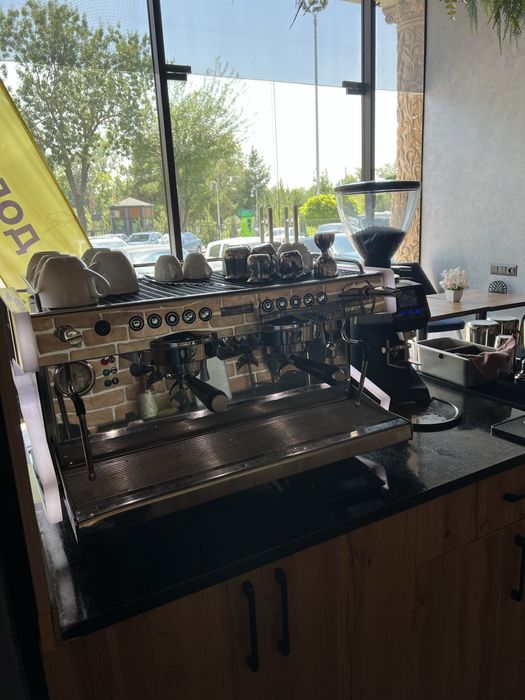Koffe moshina sotiladi 3100$ kafeyniyaga taluqli boshqa narsalayam bor
