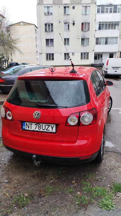 Golf 5plus roșu de vanzare