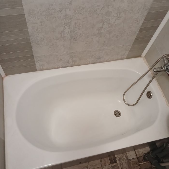 Cadă mica dus pentru baie