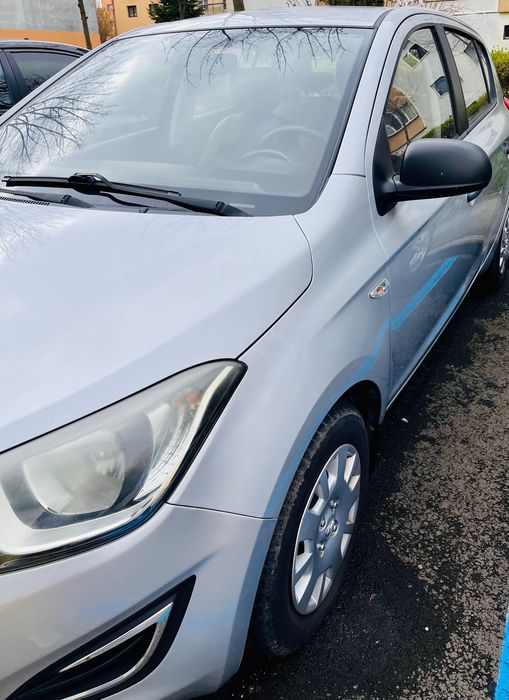 Vând HYUNDAI I 20