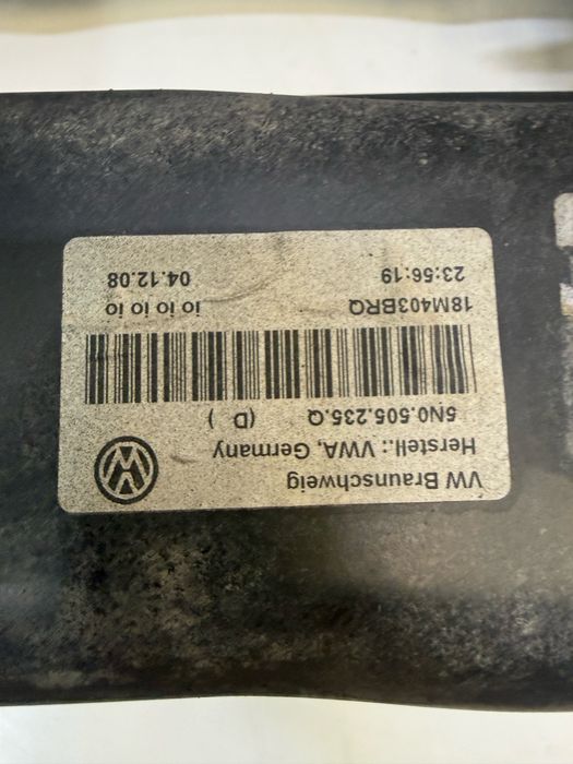 Punte jug spate cu brate Skoda Superb 2 5N0 505 235 Q