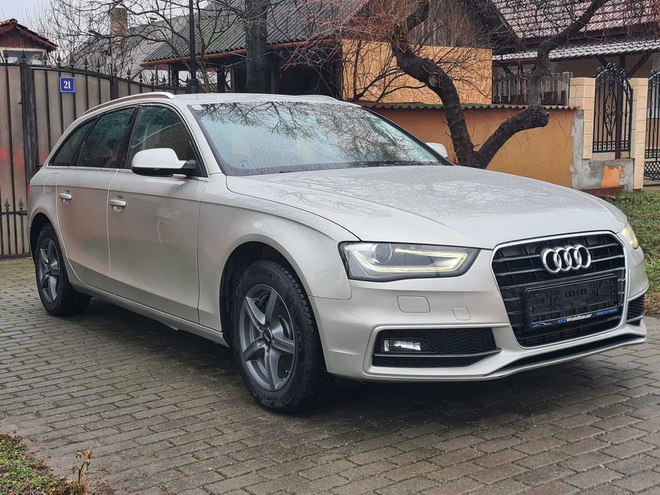 Audi A4 Facelift- 2.0 TDI / Navi / Pilot / Senzori / Carlig