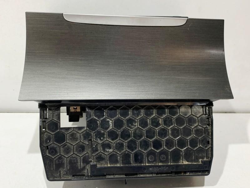 Scrumiera Volkswagen Golf 7 (2012-2017) 5G1863391