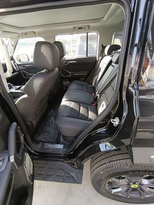 Jetour T2 Hybrid Toshkentda 1 ta  ulgirib qolila