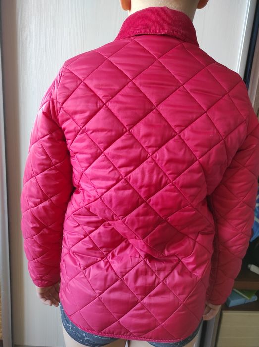 Продам лёгкую куртку на мальчика