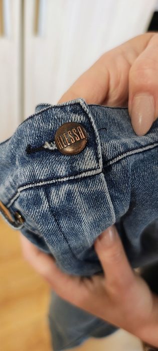 Маркови дънки и панталони