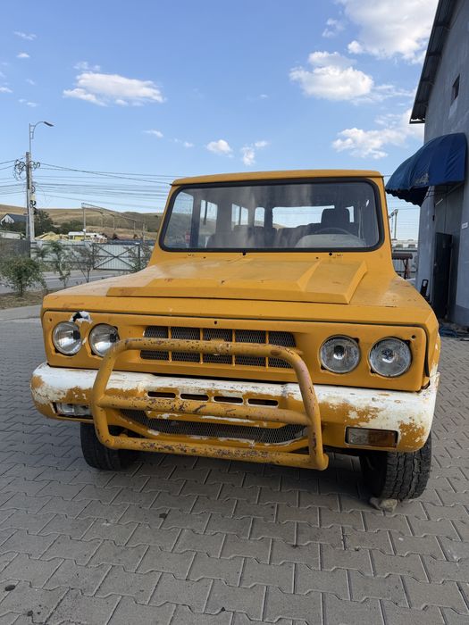 ARO 338 TC – model foarte rar, dedicat transportului școlar