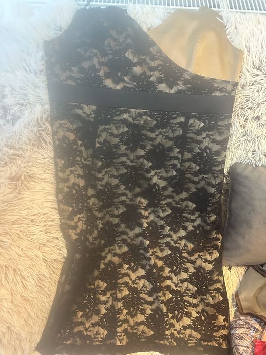 Haine dama aproape noi