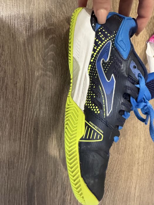 Кроссовки для тенниса