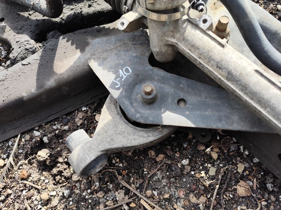 Преден мост Nissan Qashqai j10-2008г-1.5dci-106кс