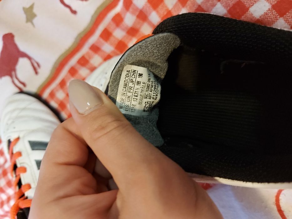 Детски бутони Adidas 31.5 размер