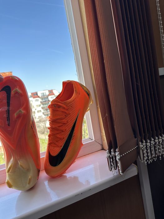 Футболни обувки Nike Mercurial