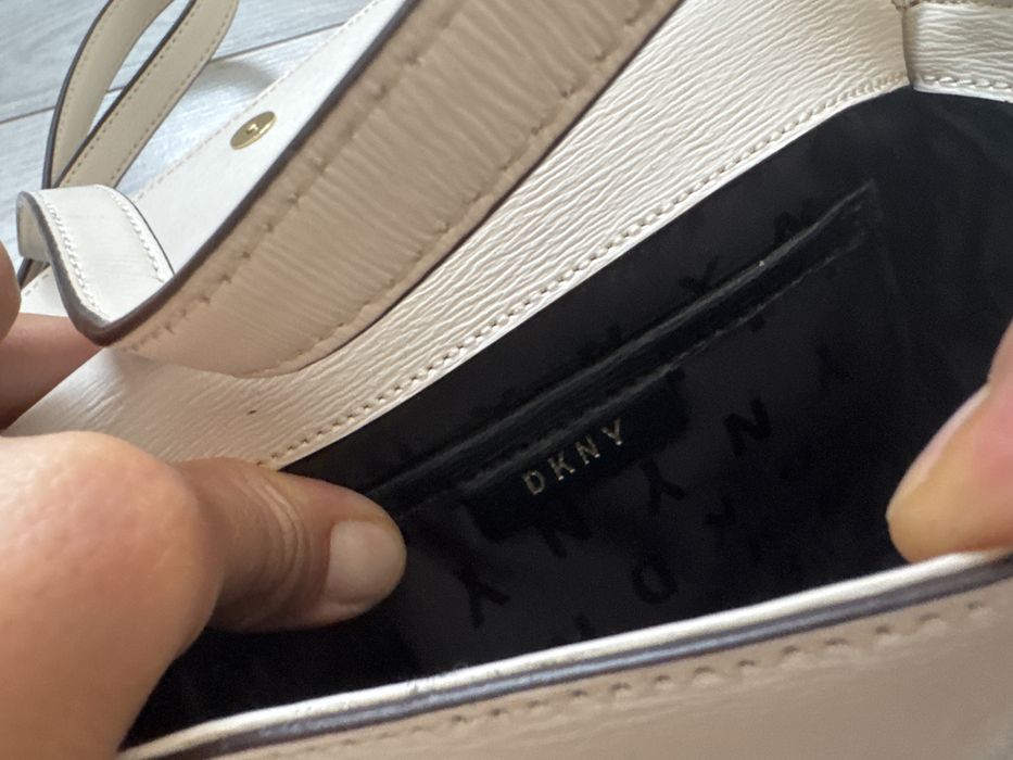 Продается новая сумка оригинал DKNY