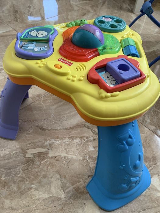 Fisher Price шезлонг и музикална масичка