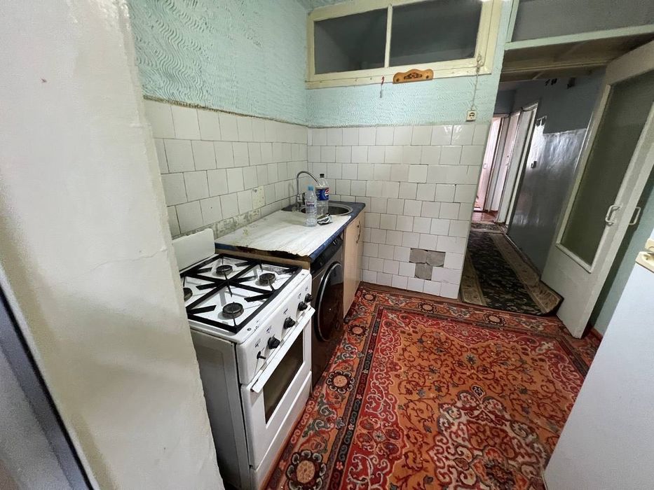 Сдается 3x комнатная квартира
C  обстановкой в горде Алмалыке