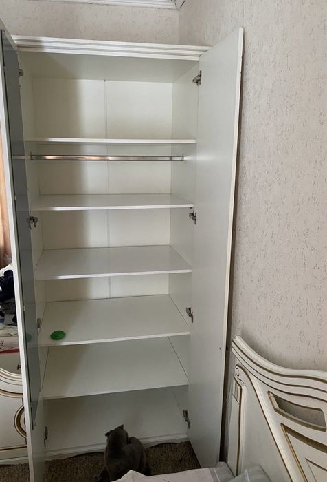 Спальный гарнитур .