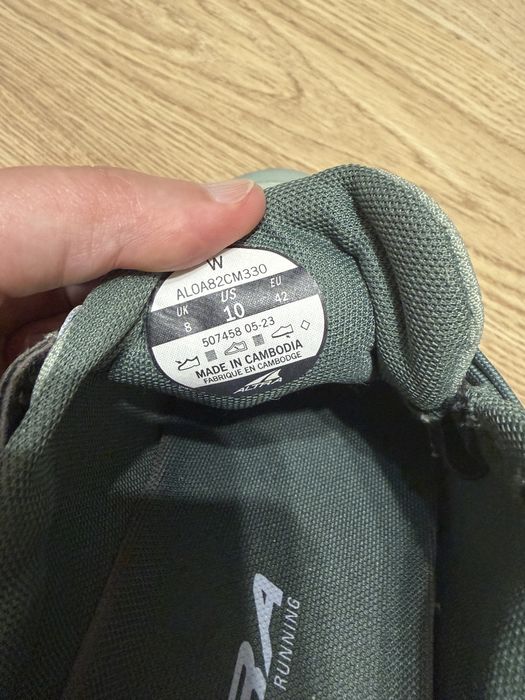 Кроссовки Altra superior 6